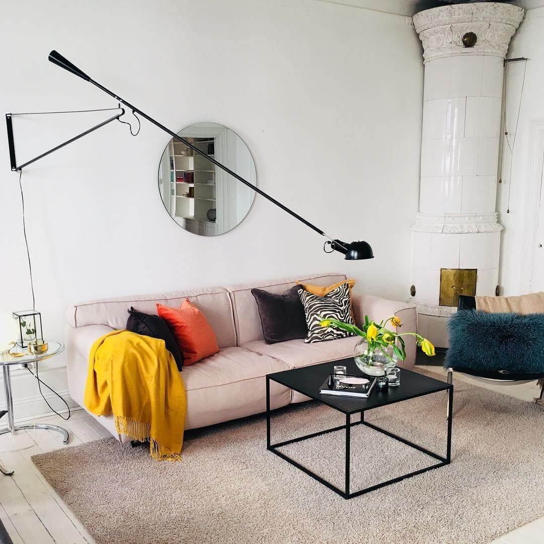 Long Arm Art Plug-In Wall Light